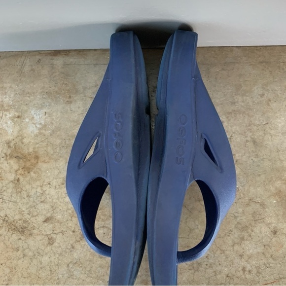 Oofos Blue Flip Flops Size M 10/W 12 - Picture 6 of 9